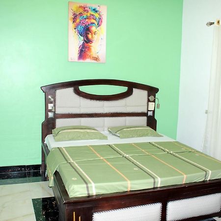 Residence Palais Du Stade Cotonou Ngoại thất bức ảnh