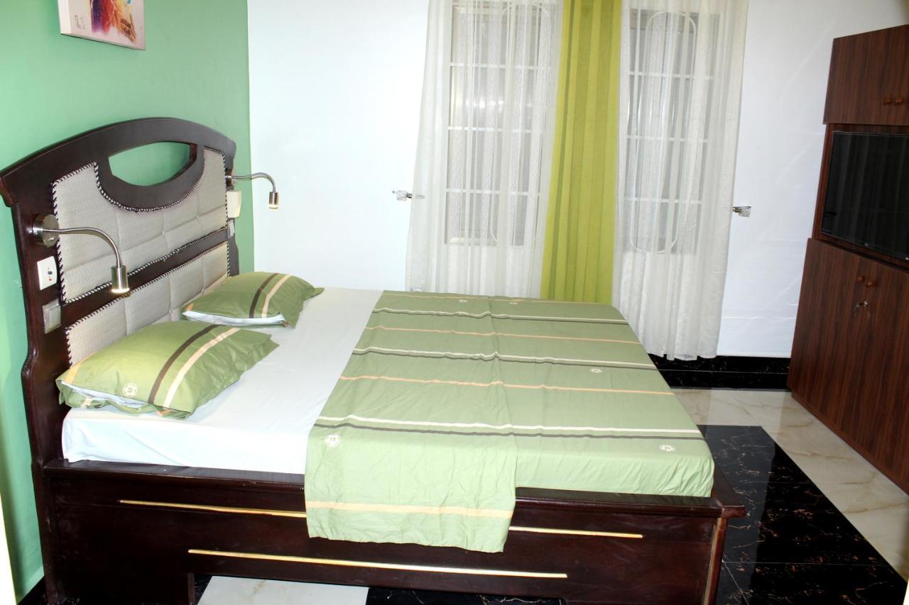 Residence Palais Du Stade Cotonou Ngoại thất bức ảnh